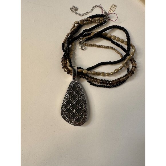 Premier Designs Multistrand Beaded Necklace W/ Reversible Metal & Faux Snakeskin - Picture 9 of 16